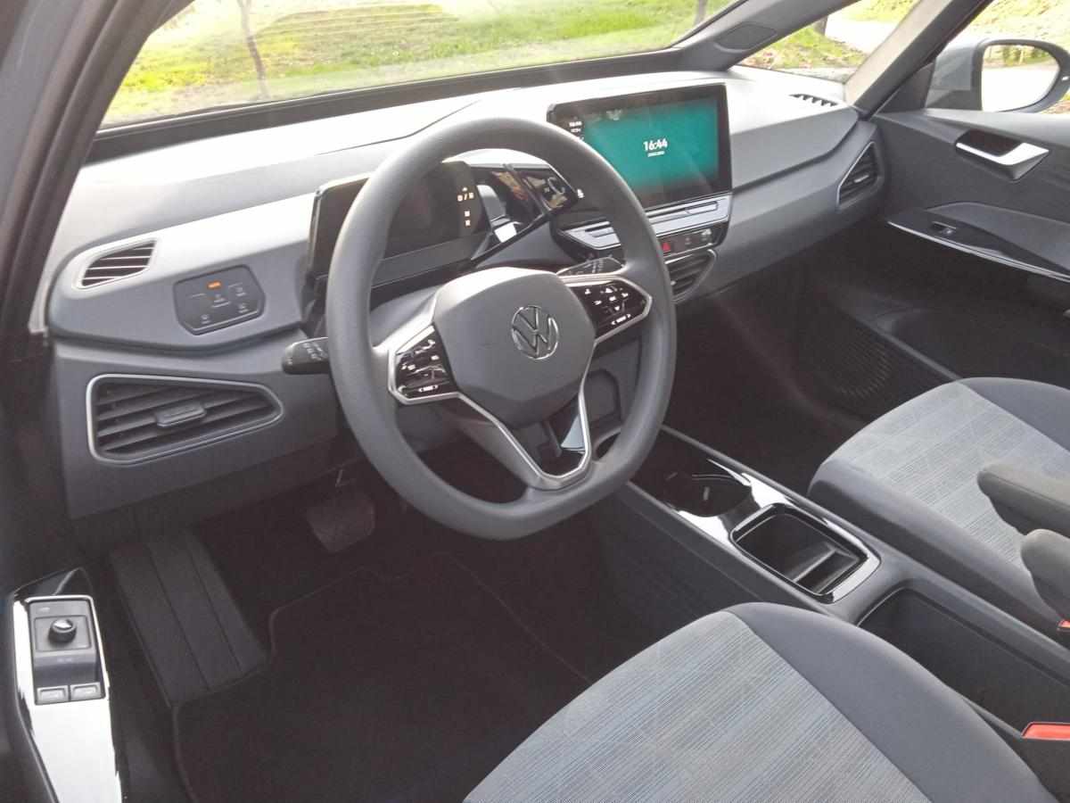 volkswagen-id-3-pure-performance-45-kwh-2023-eletrico