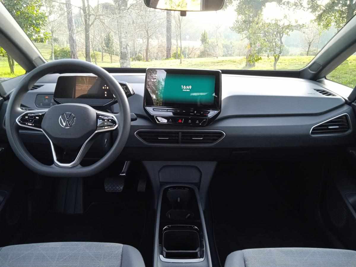 volkswagen-id-3-pure-performance-45-kwh-2023-eletrico