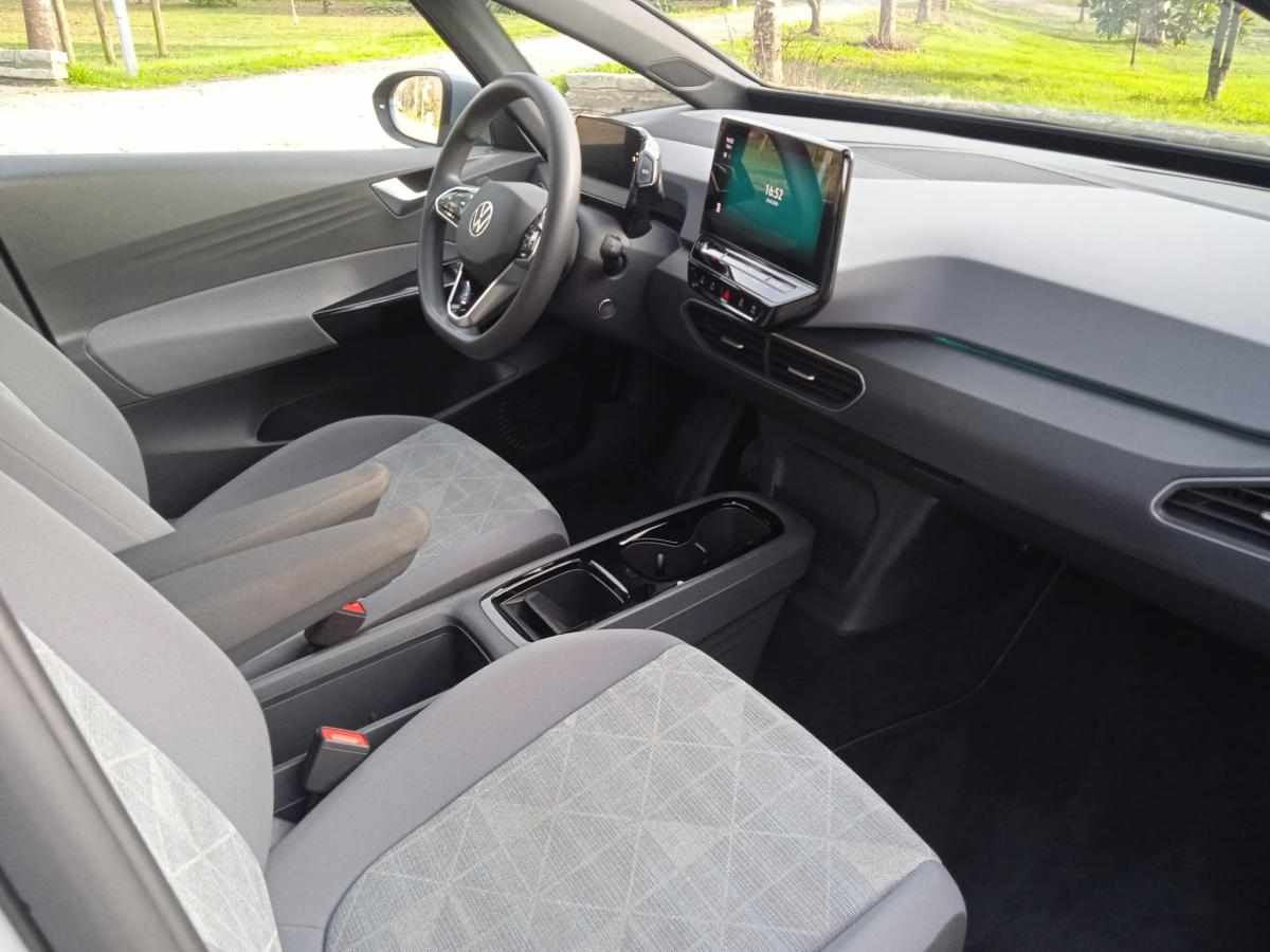 volkswagen-id-3-pure-performance-45-kwh-2023-eletrico