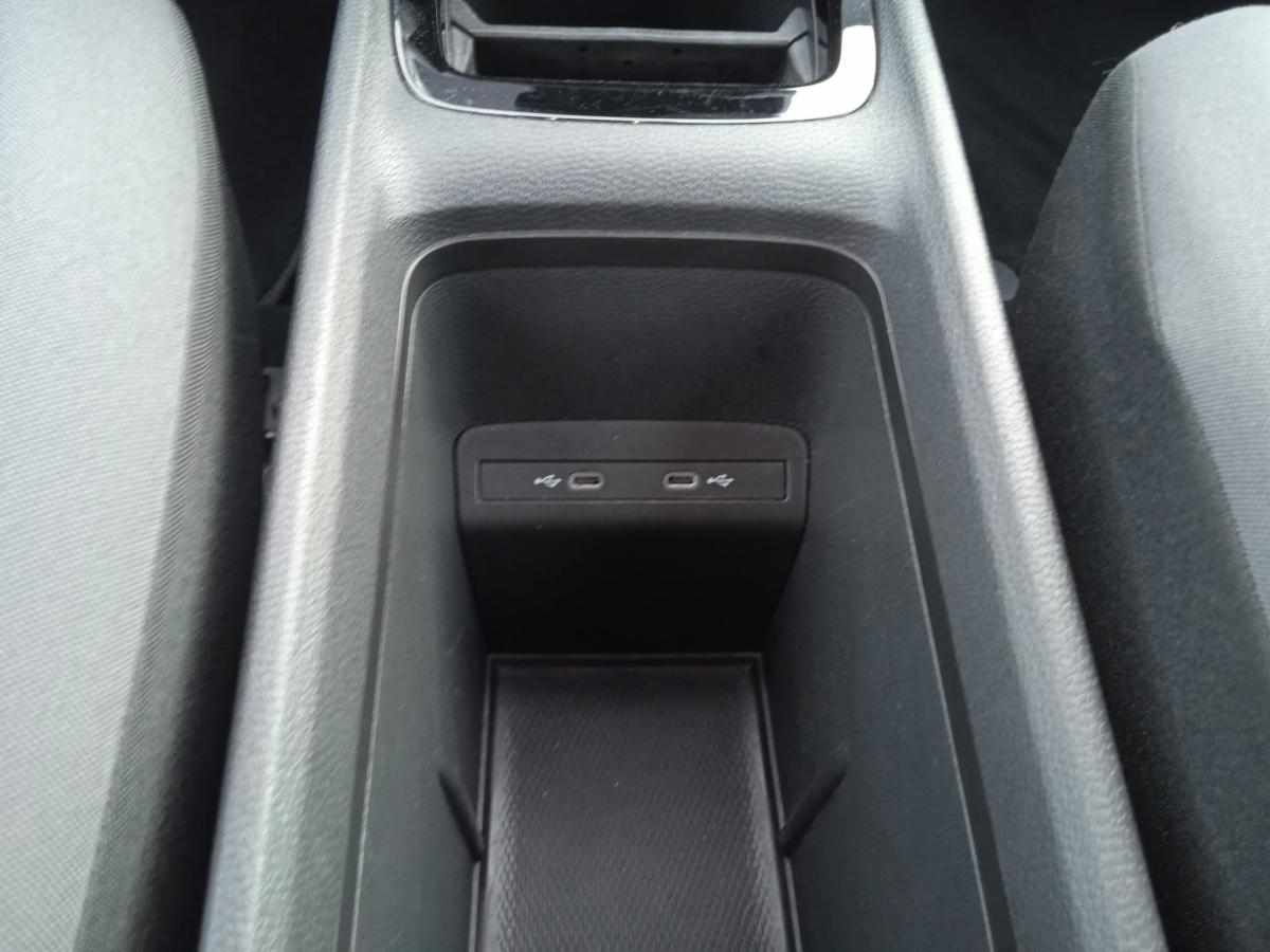 volkswagen-id-3-pure-performance-45-kwh-2023-eletrico