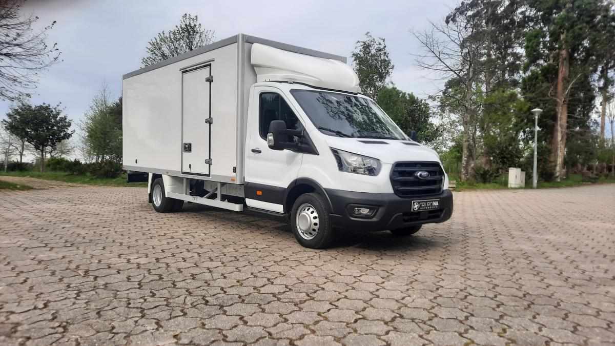 ford-transit-2024-diesel-1995cc