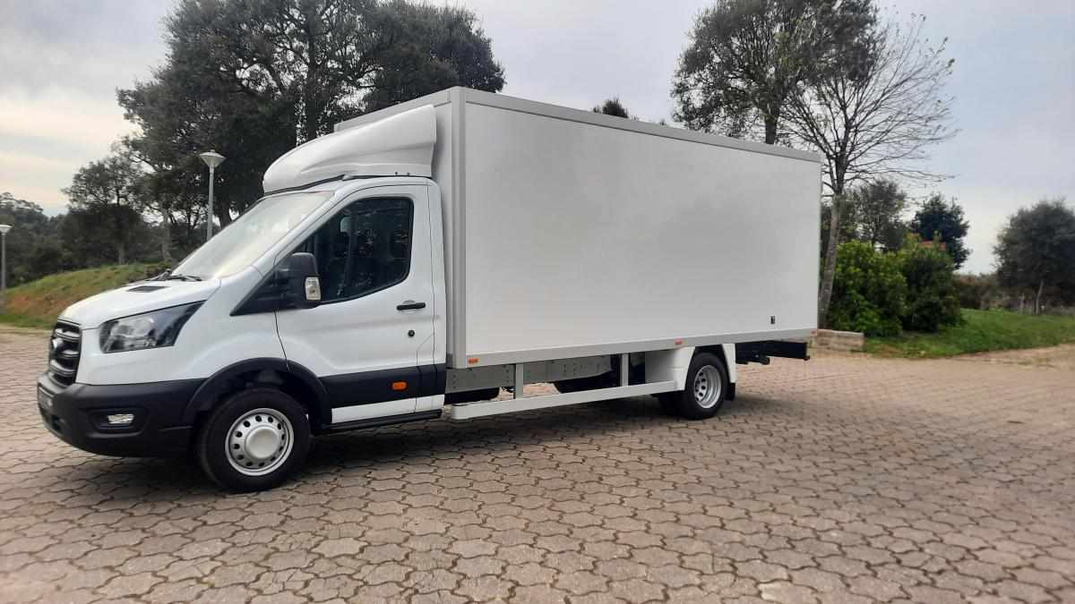 ford-transit-2024-diesel-1995cc