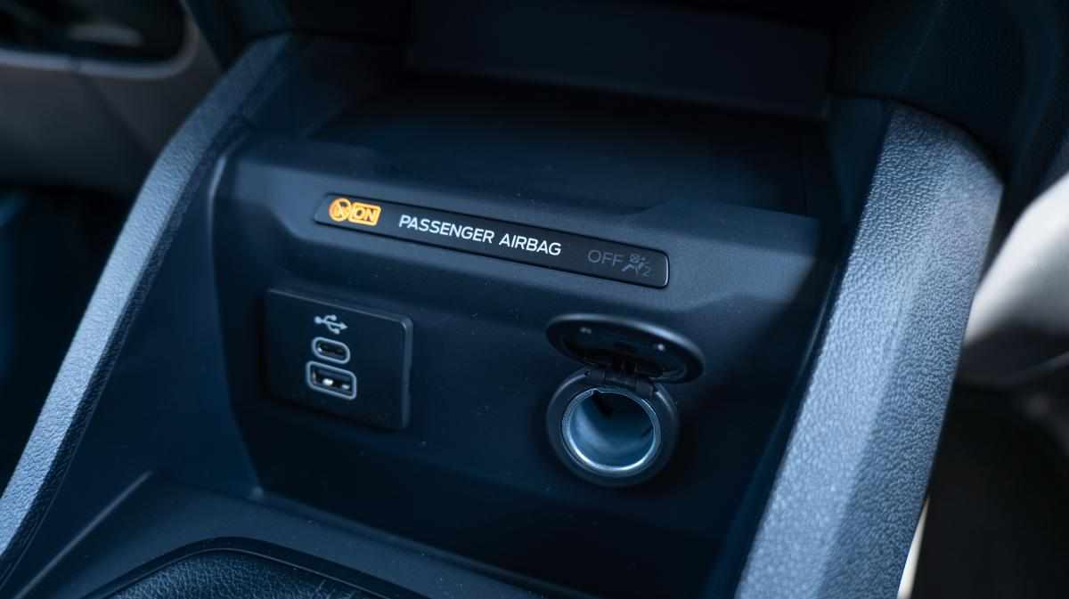 ford-transit-courier-2024-diesel-1499cc