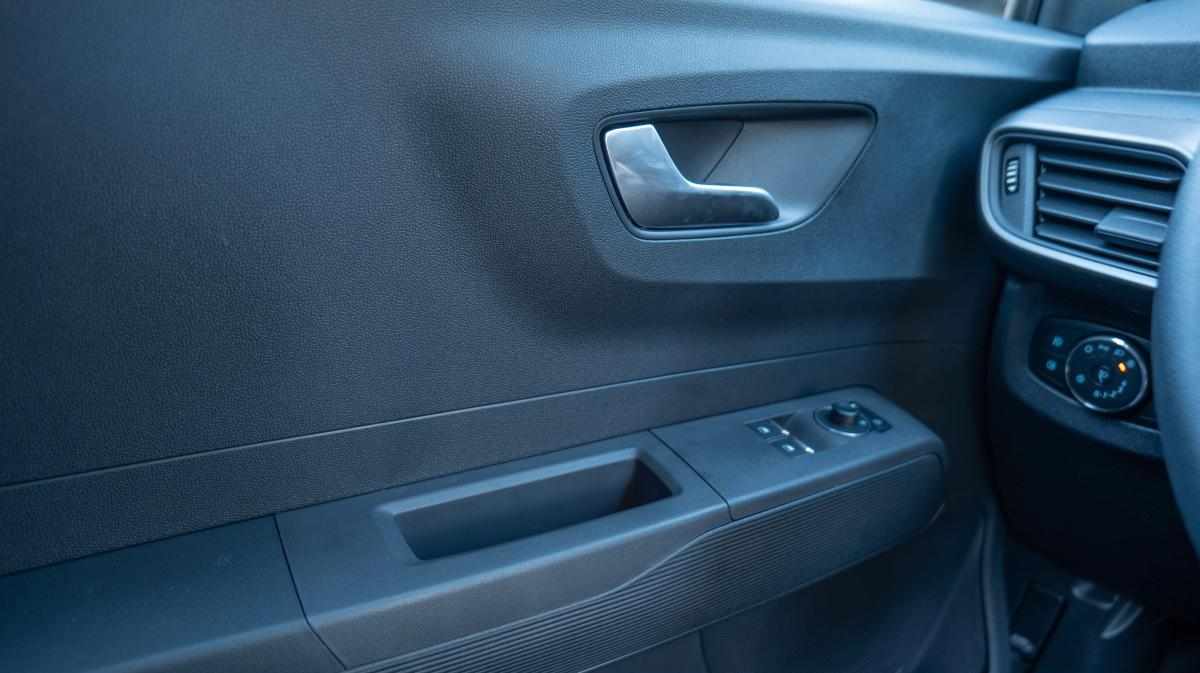 ford-transit-courier-2024-diesel-1499cc