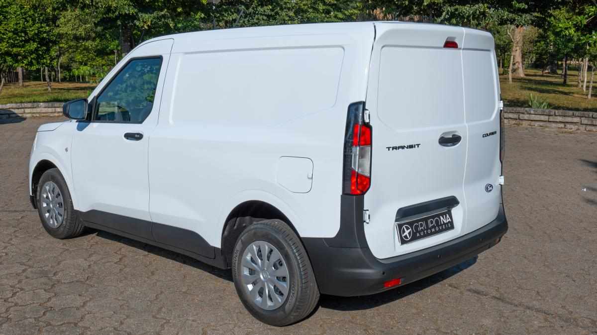 ford-transit-courier-2024-diesel-1499cc