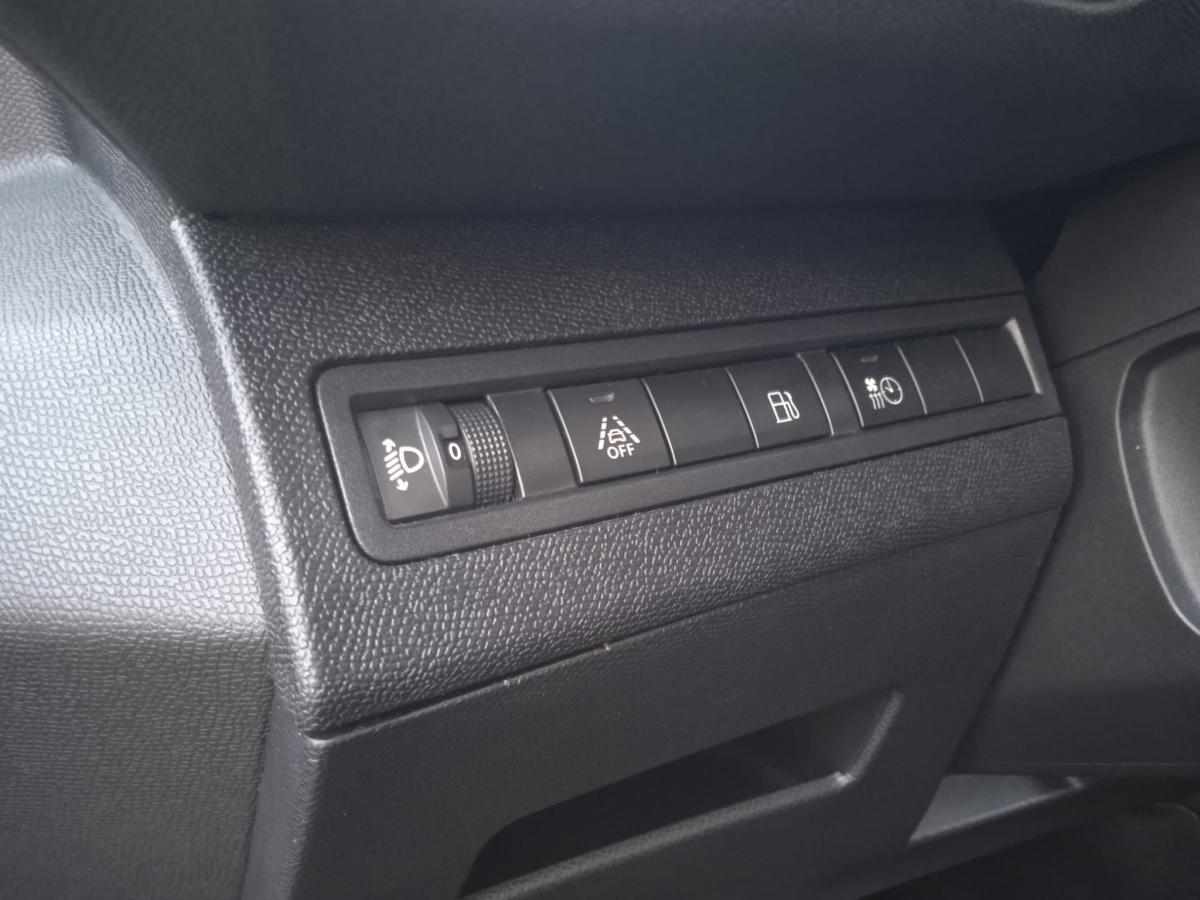 peugeot-3008-1-6-hybrid-11-8-kwh-2022-gasolina-1598cc