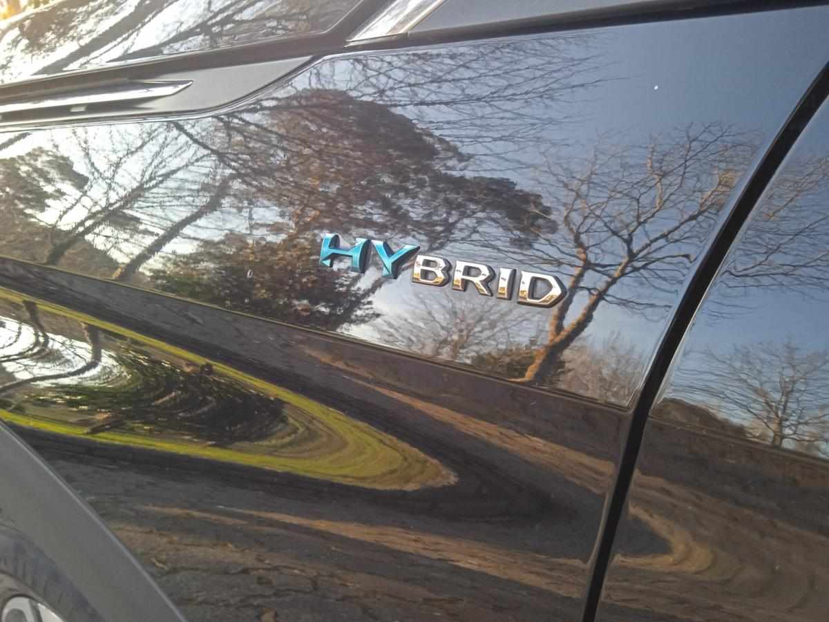 peugeot-3008-1-6-hybrid-11-8-kwh-2022-gasolina-1598cc