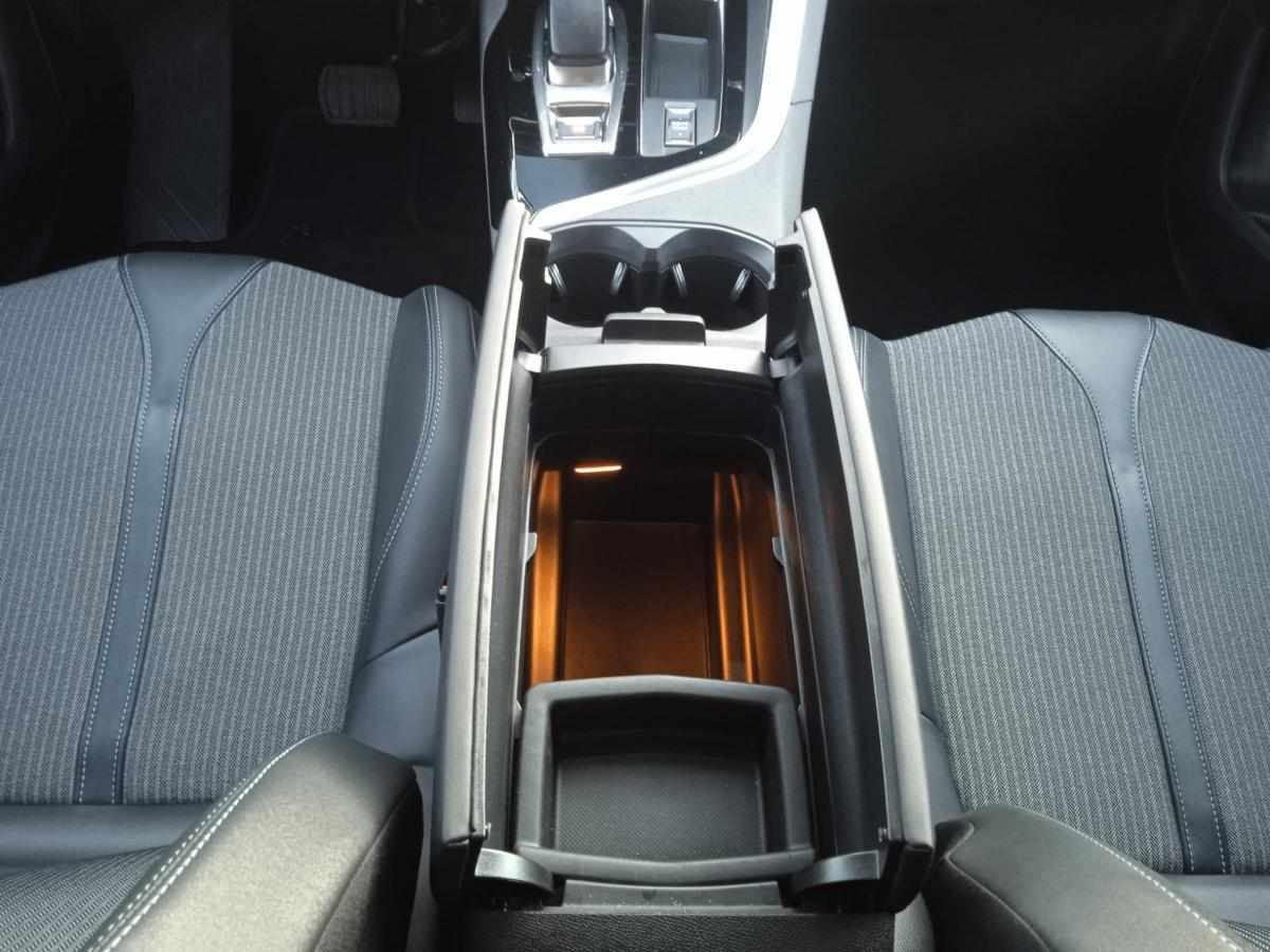 peugeot-3008-1-6-hybrid-11-8-kwh-2022-gasolina-1598cc
