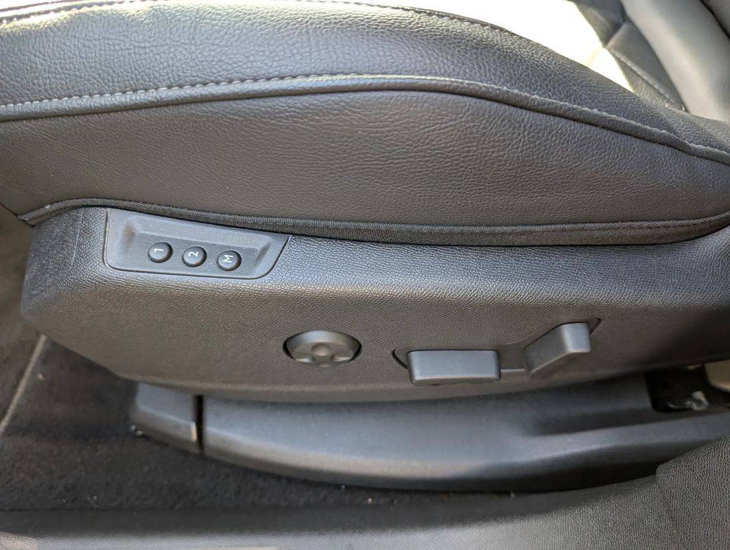 ds-ds-7-crossback-2022-hibrido-a-gasolina-1598cc