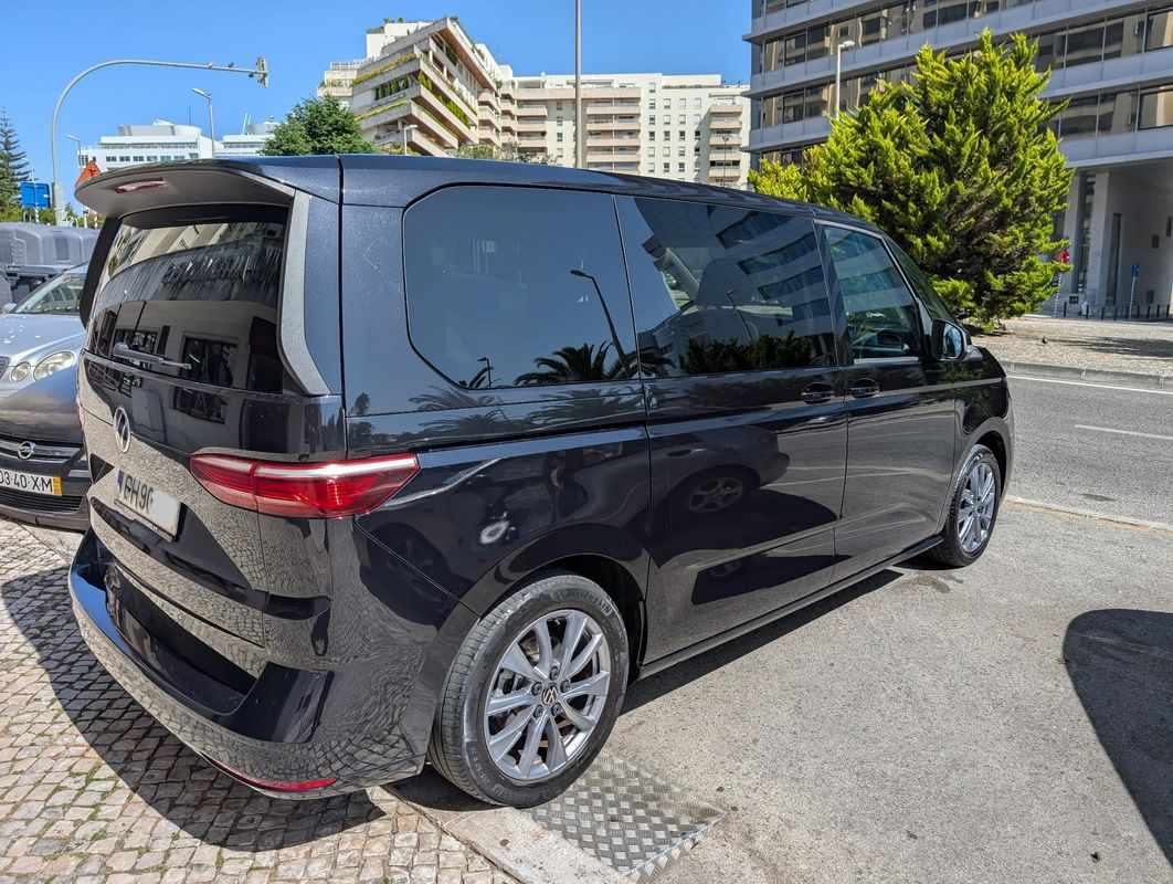 volkswagen-multivan-2024-diesel-1968cc