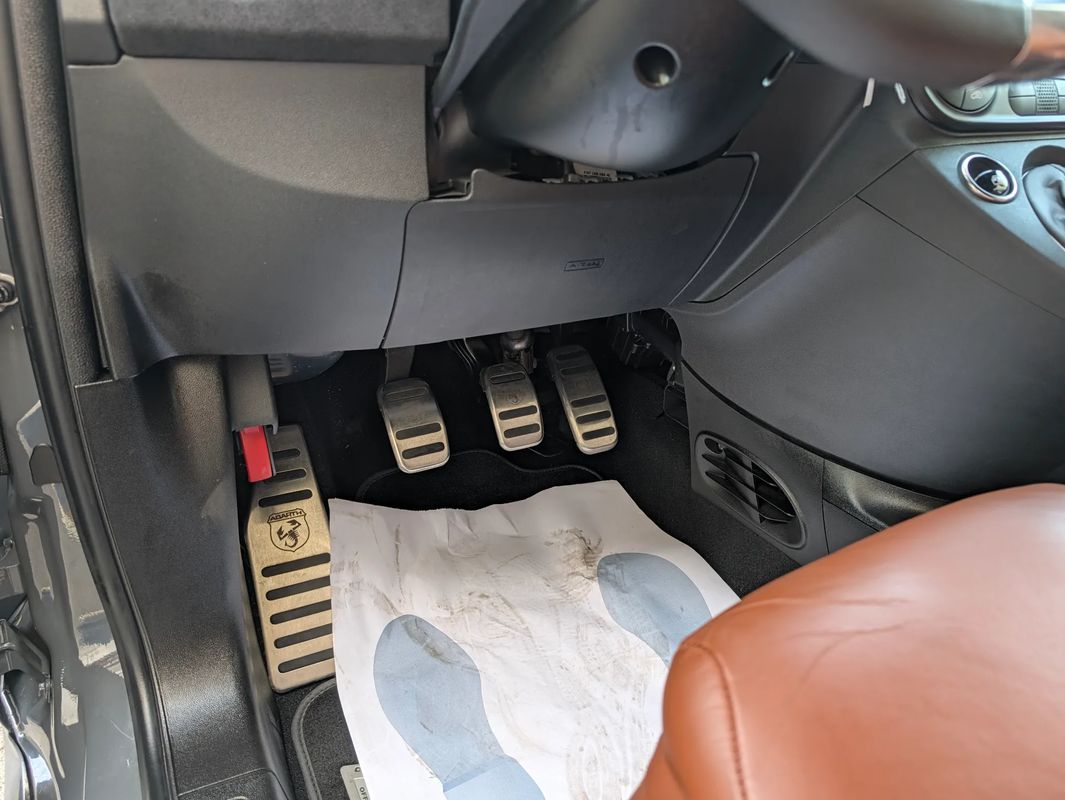 abarth-595-2021-gasolina-1368cc