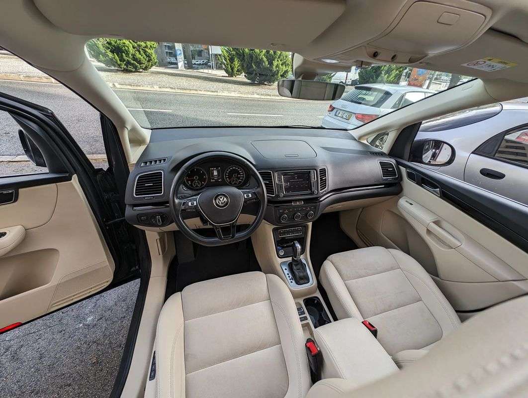 volkswagen-sharan-2019-diesel-1968cc