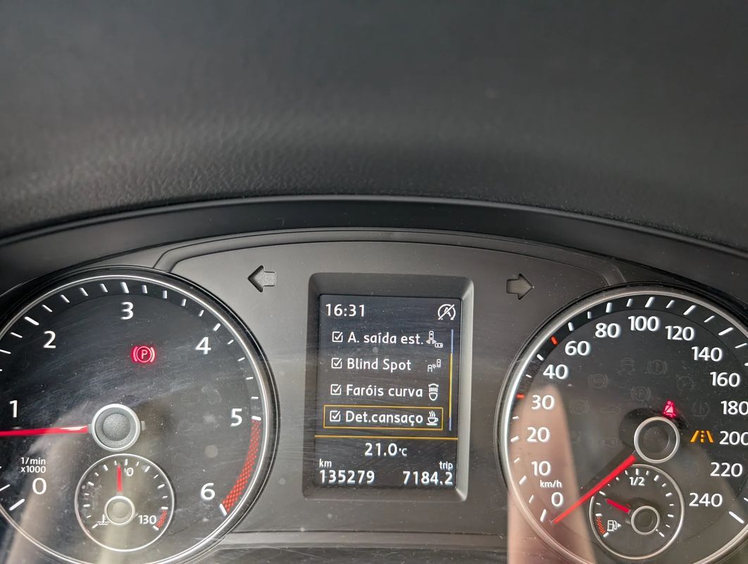 volkswagen-sharan-2019-diesel-1968cc