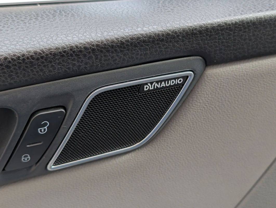 volkswagen-sharan-2021-diesel-1968cc
