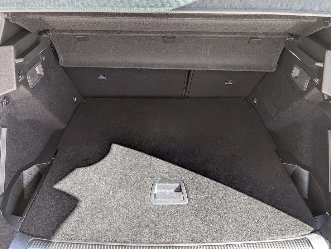 ds-ds-7-crossback-2022-hibrido-a-gasolina-1598cc