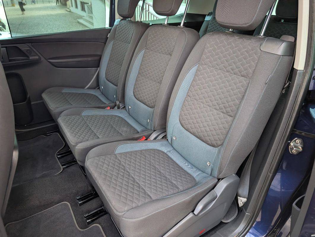volkswagen-sharan-2019-diesel-1968cc