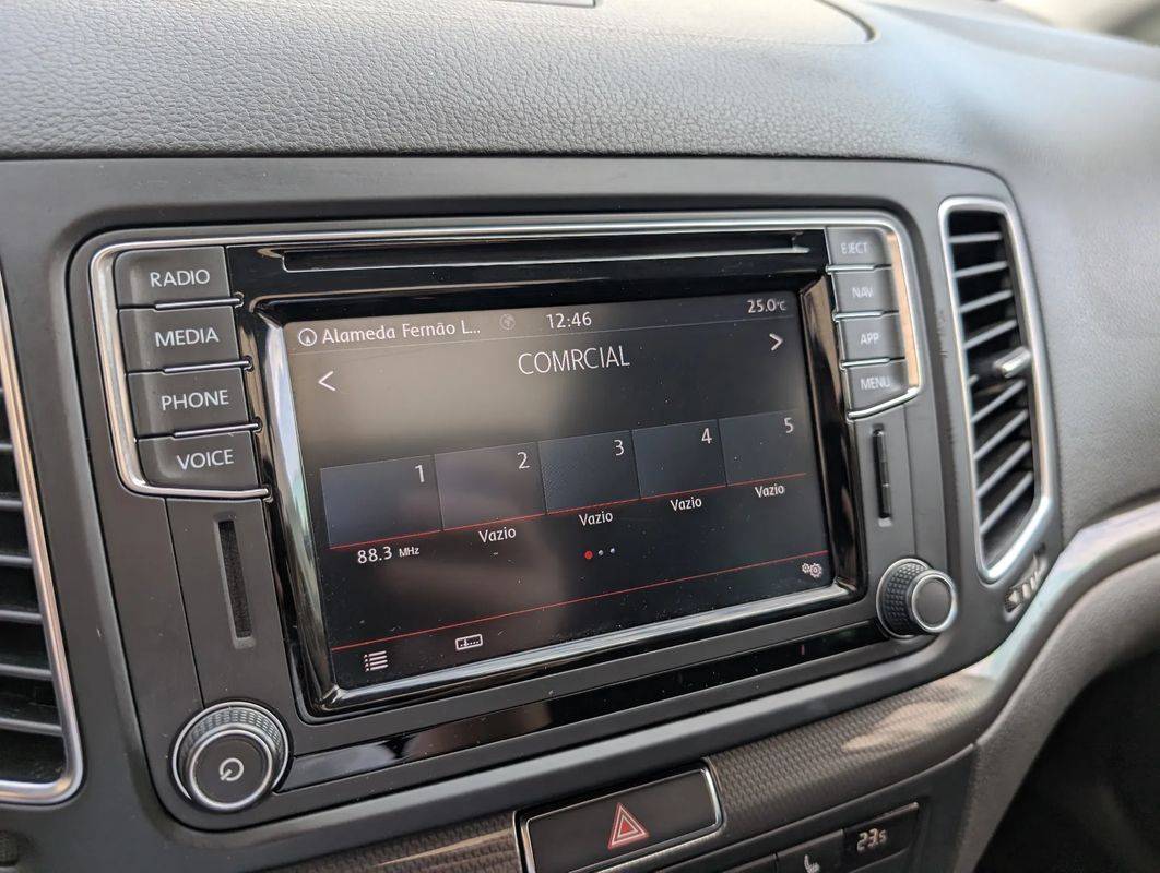 volkswagen-sharan-2019-diesel-1968cc