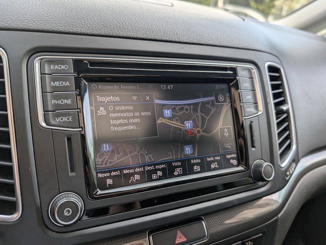 volkswagen-sharan-2019-diesel-1968cc