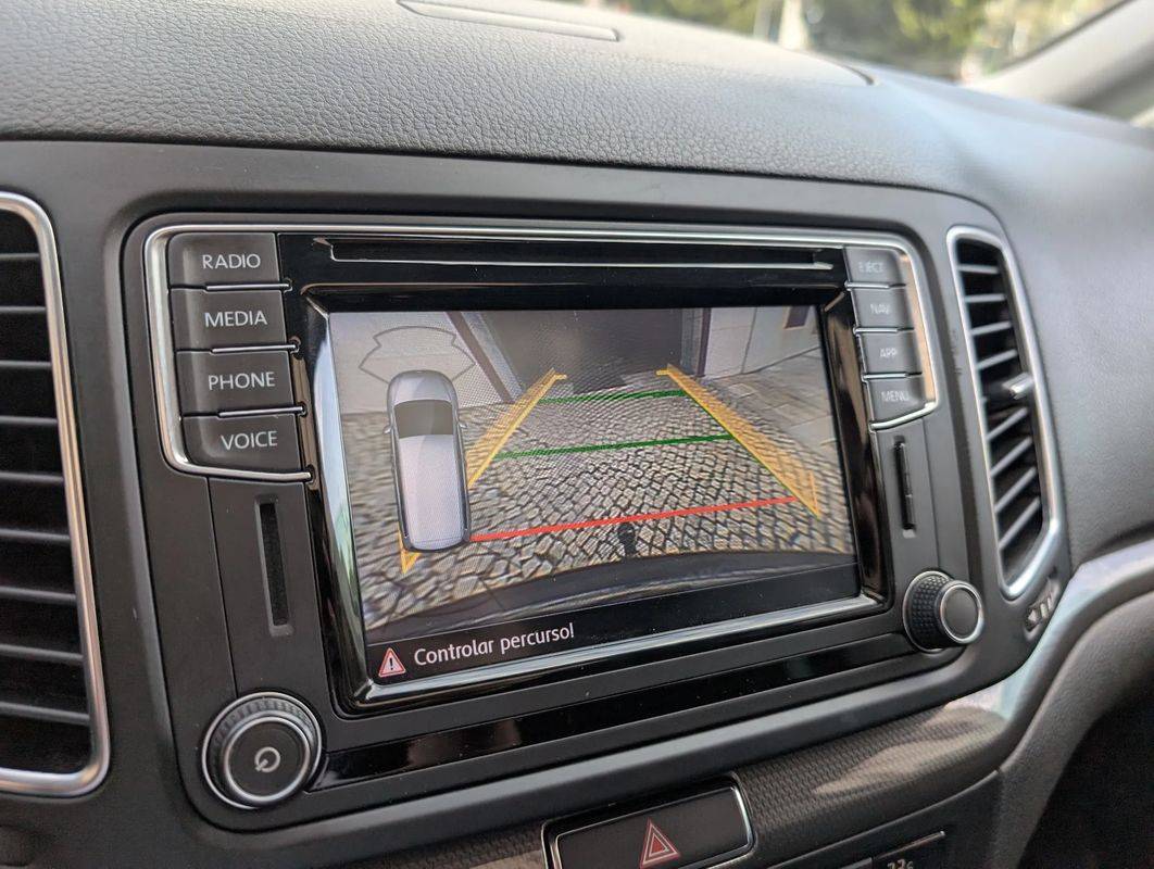 volkswagen-sharan-2019-diesel-1968cc