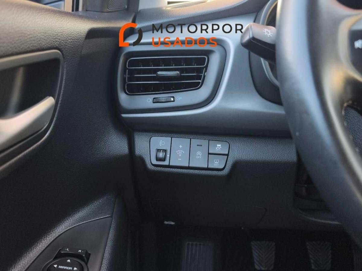kia-rio-2023-gasolina-1197cc