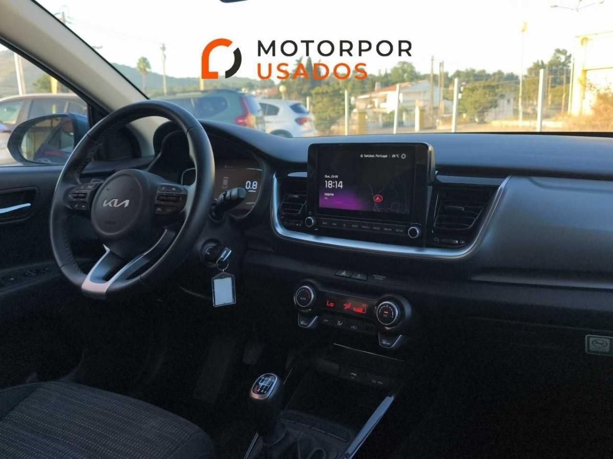 kia-stonic-2025-gasolina-998cc