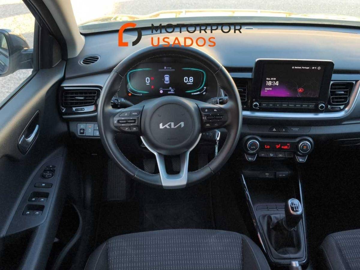 kia-stonic-2025-gasolina-998cc