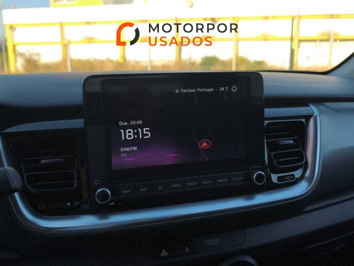 kia-stonic-2025-gasolina-998cc