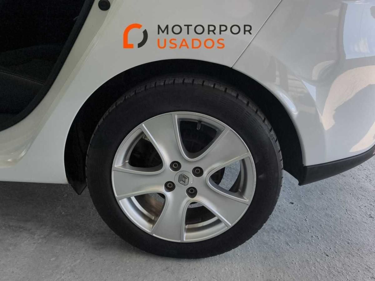 renault-clio-sport-tourer-2015-gasolina-898cc