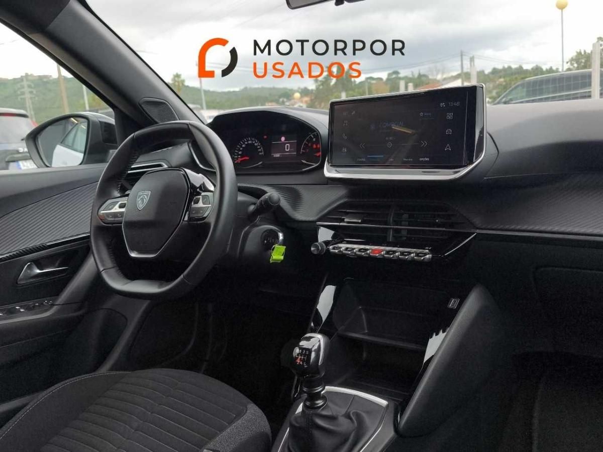 peugeot-2008-2024-gasolina-1199cc