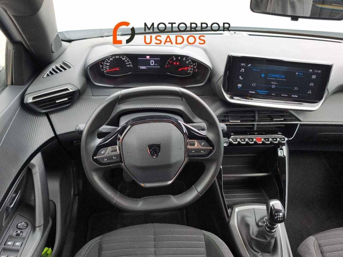 peugeot-2008-2024-gasolina-1199cc