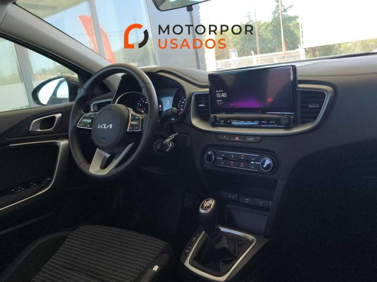 kia-xceed-2025-gasolina-998cc