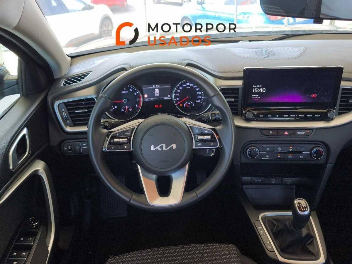kia-xceed-2025-gasolina-998cc