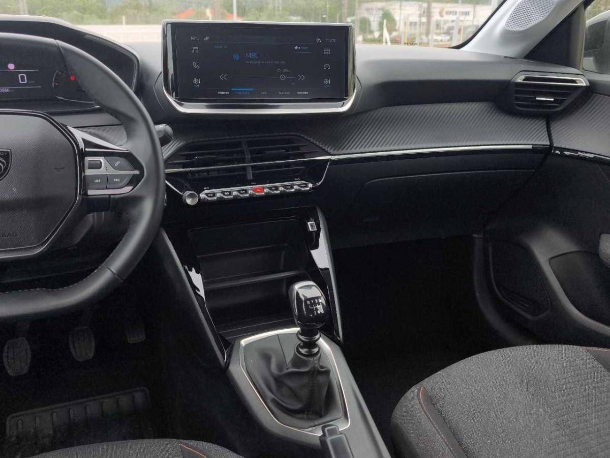 peugeot-208-2024-gasolina-1199cc