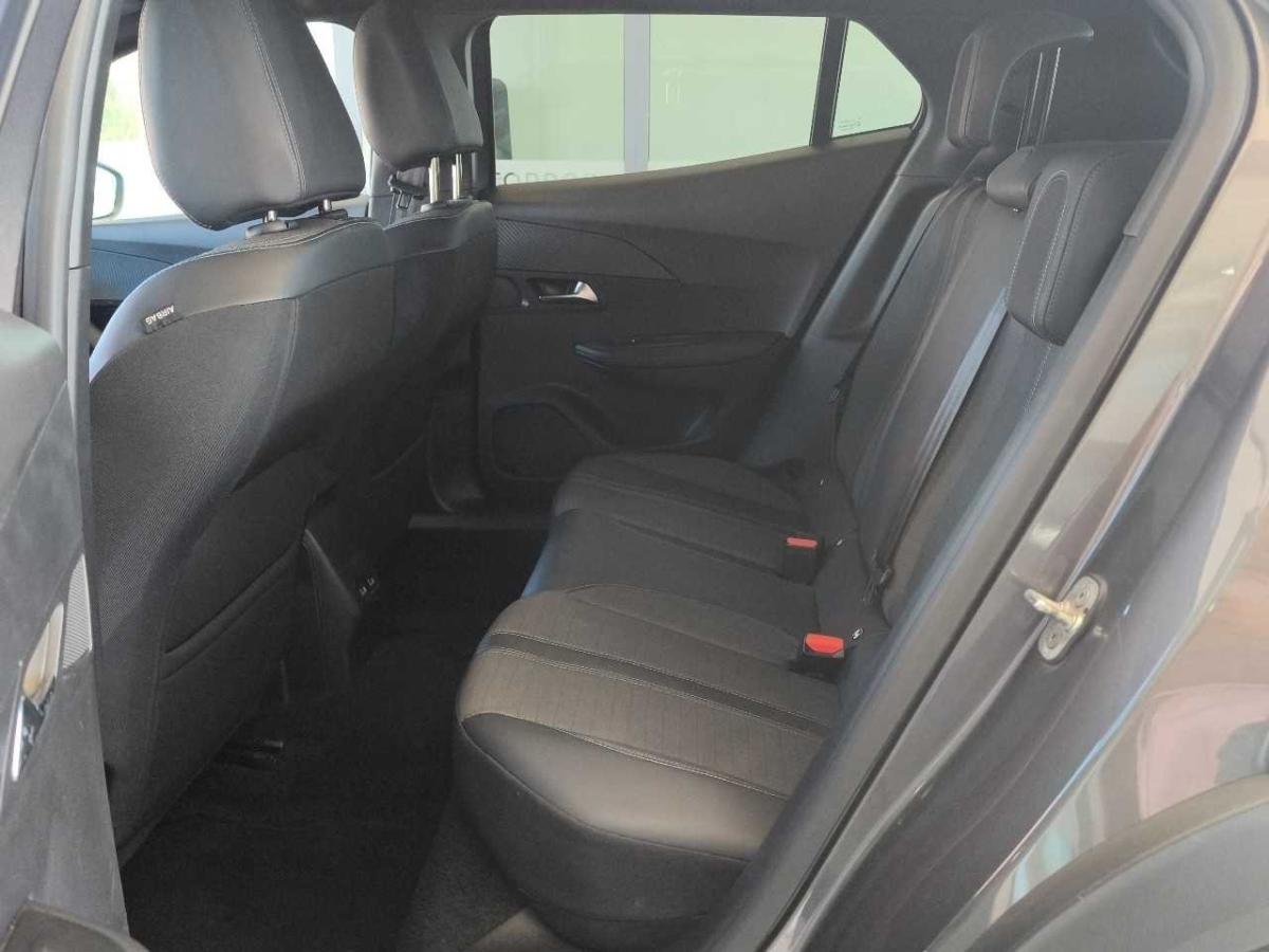 peugeot-2008-2023-gasolina-1199cc
