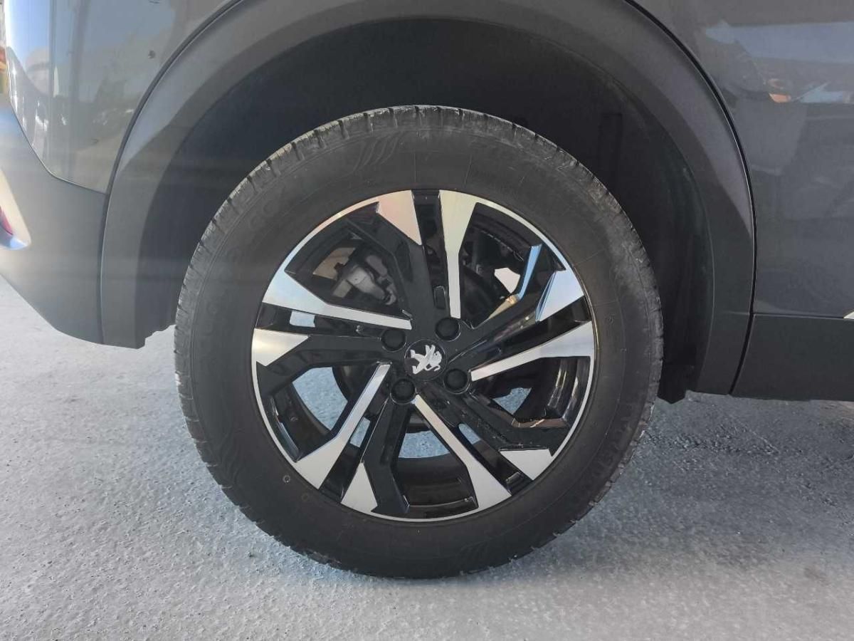peugeot-2008-2023-gasolina-1199cc