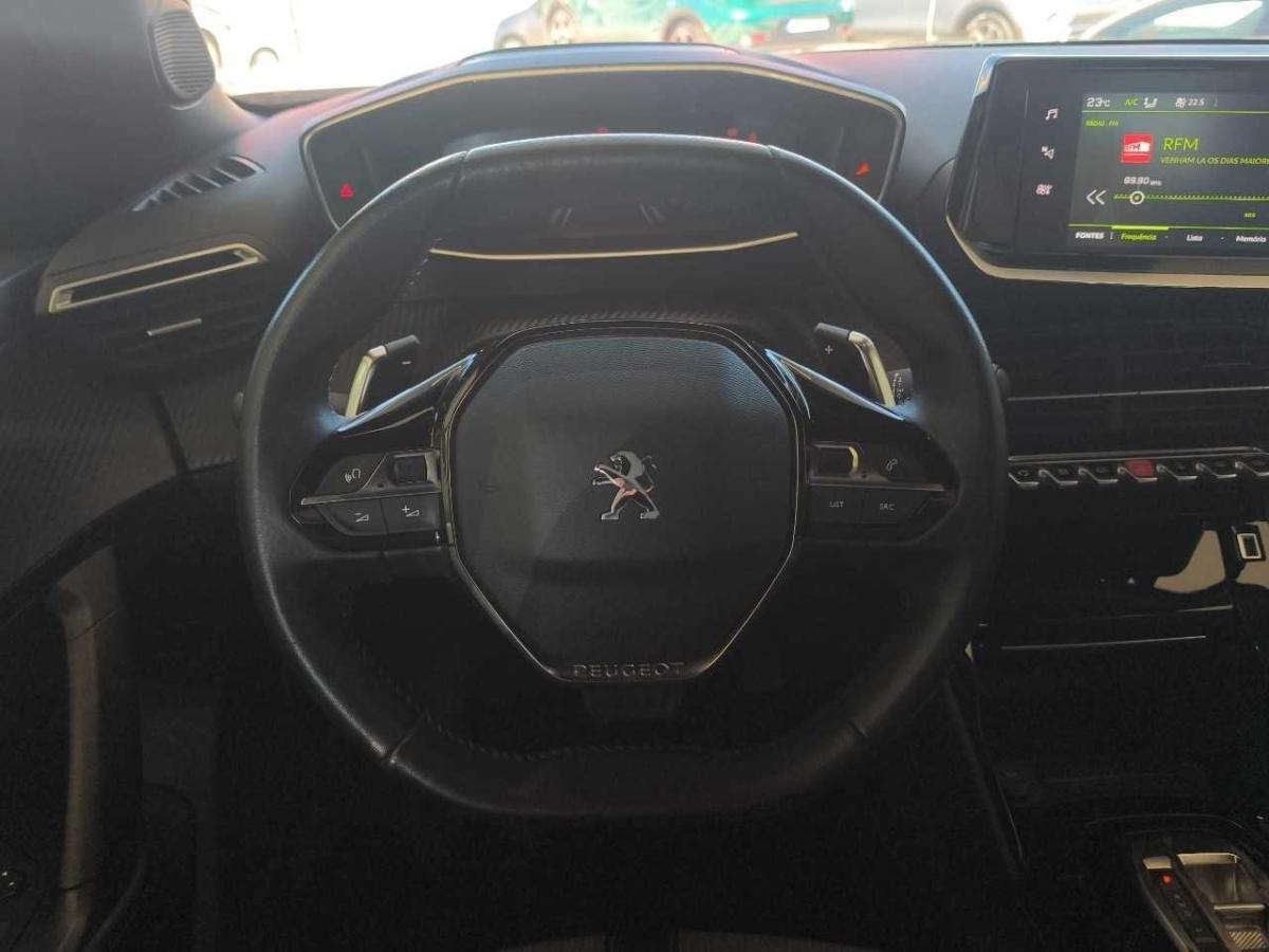 peugeot-2008-2023-gasolina-1199cc