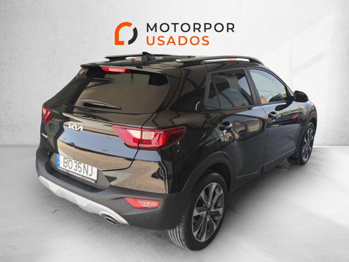 kia-stonic-2024-gasolina-998cc