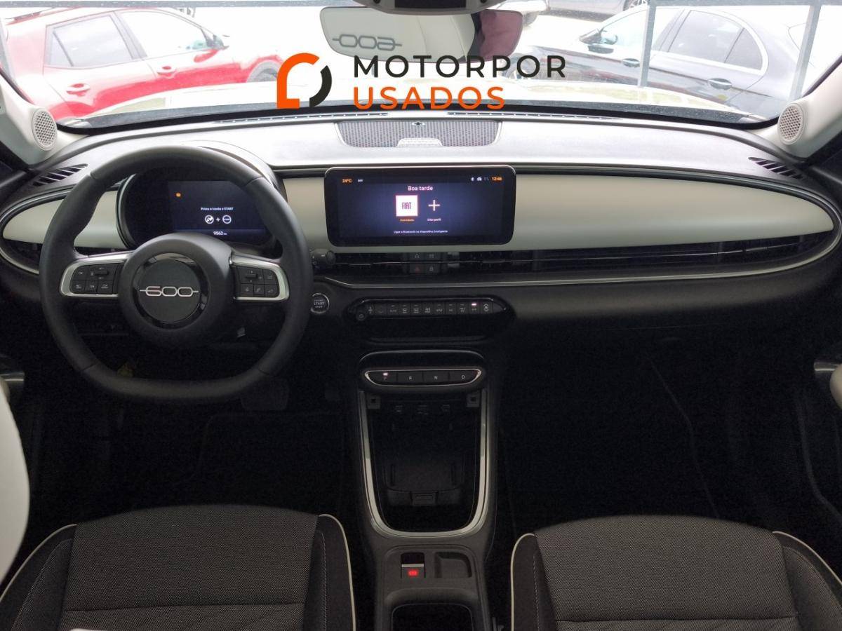 fiat-600-2026-gasolina-1199cc