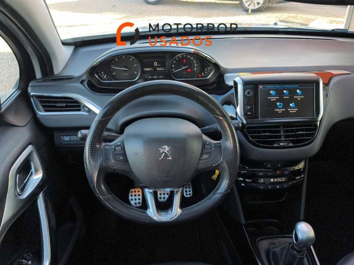 peugeot-2008-2018-diesel-1560cc