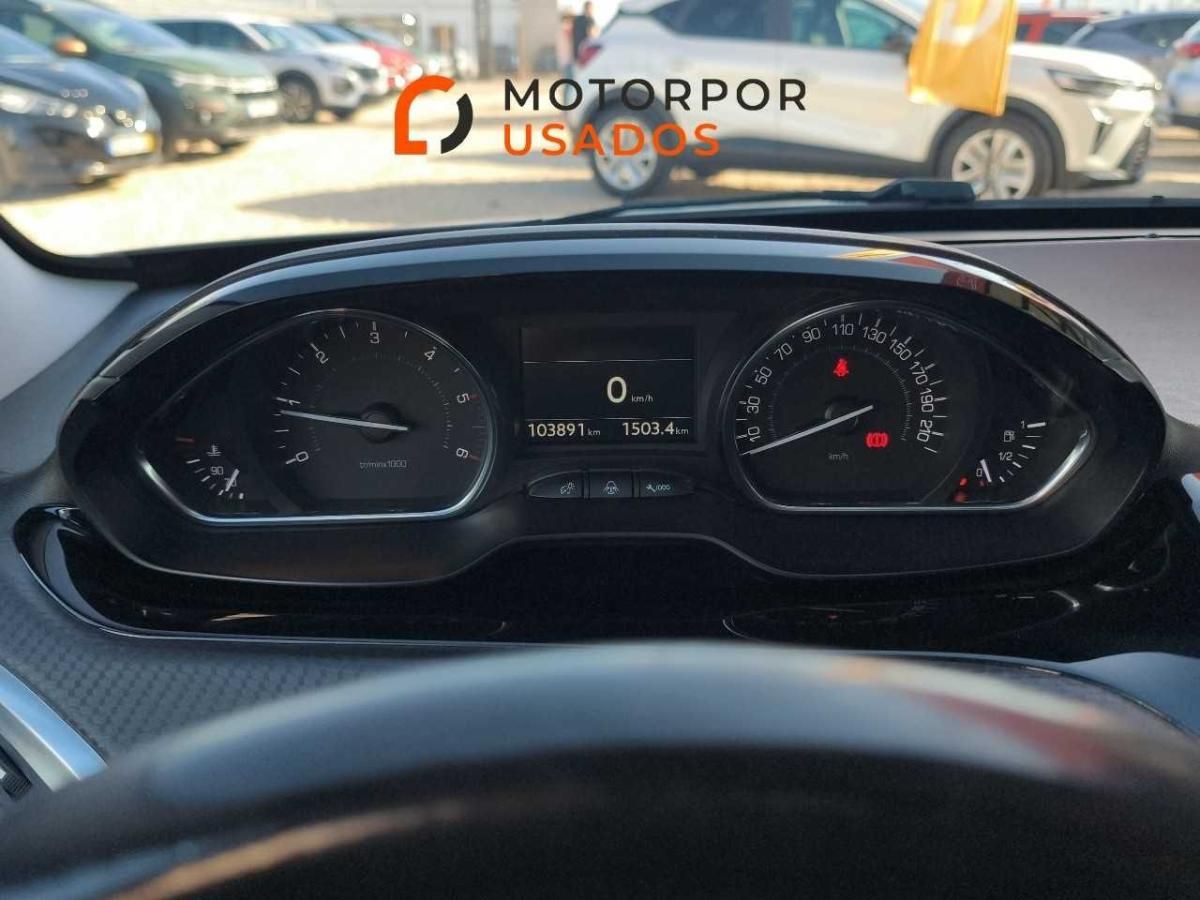 peugeot-2008-2018-diesel-1560cc