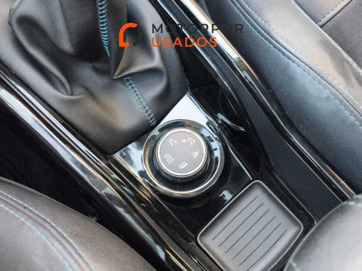 peugeot-2008-2018-diesel-1560cc