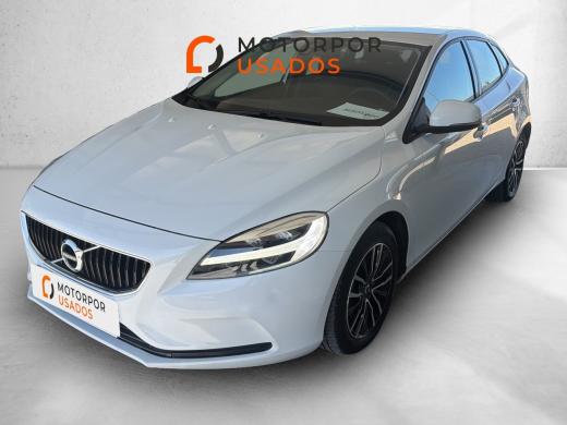 volvo-v40-2019-gasolina-1498cc