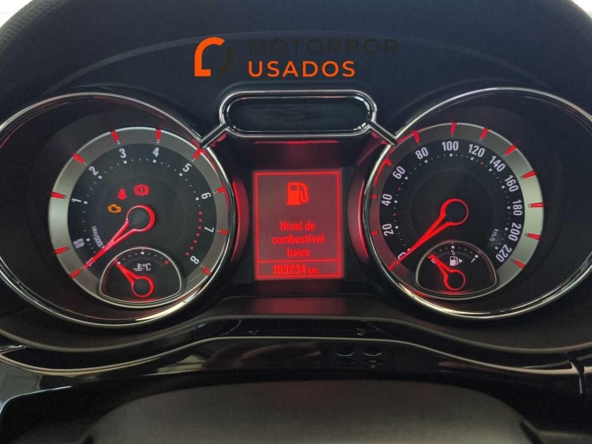 opel-adam-2014-gasolina-1229cc