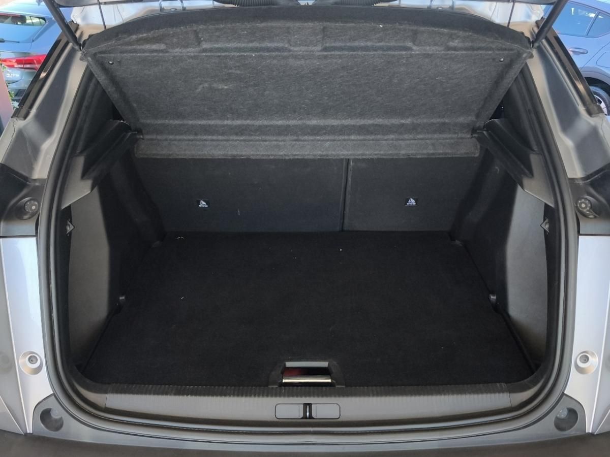 peugeot-2008-2023-gasolina-1199cc