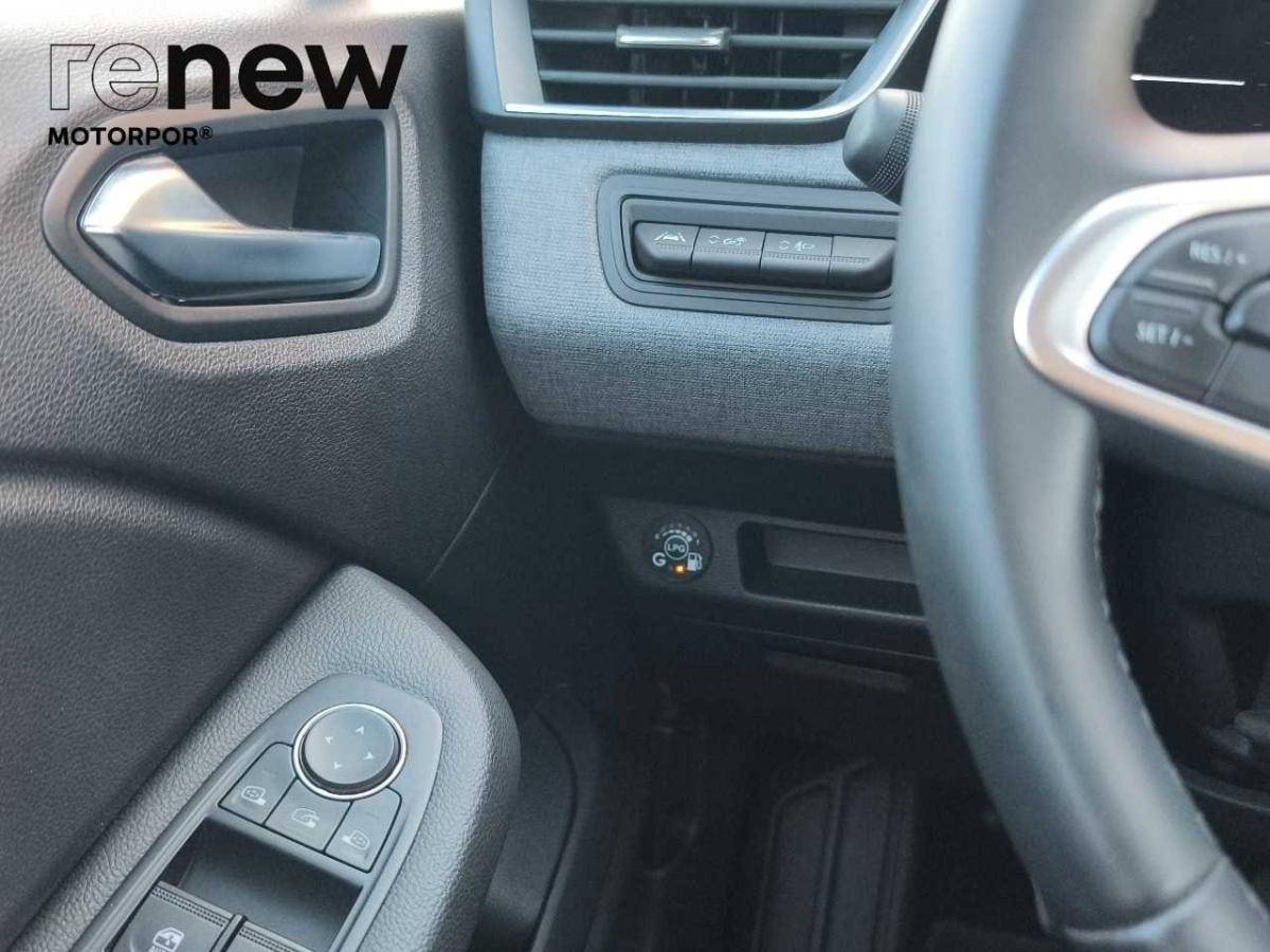 renault-clio-2024-gpl-999cc