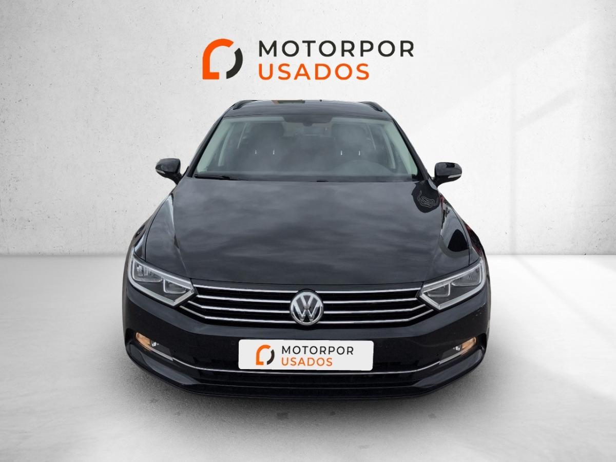 volkswagen-passat-variant-2019-diesel-1968cc