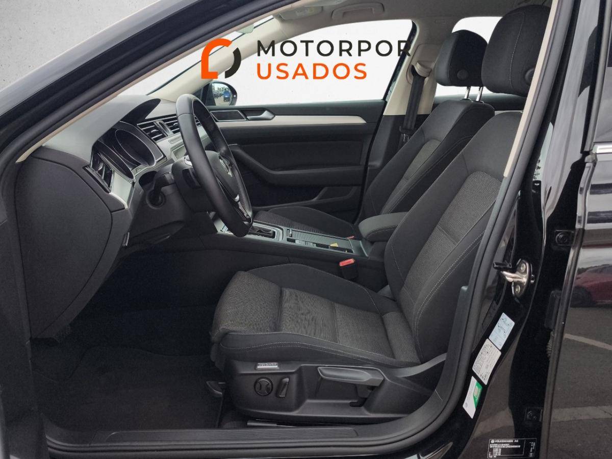 volkswagen-passat-variant-2019-diesel-1968cc