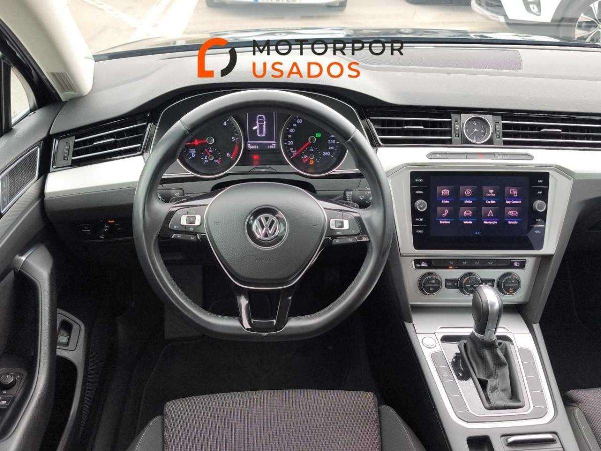 volkswagen-passat-variant-2019-diesel-1968cc