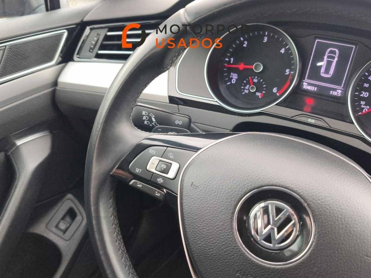 volkswagen-passat-variant-2019-diesel-1968cc
