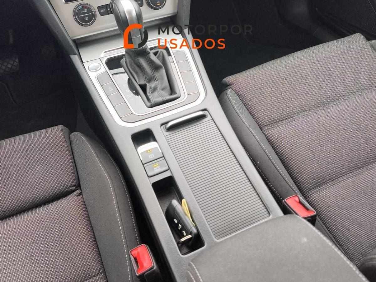 volkswagen-passat-variant-2019-diesel-1968cc